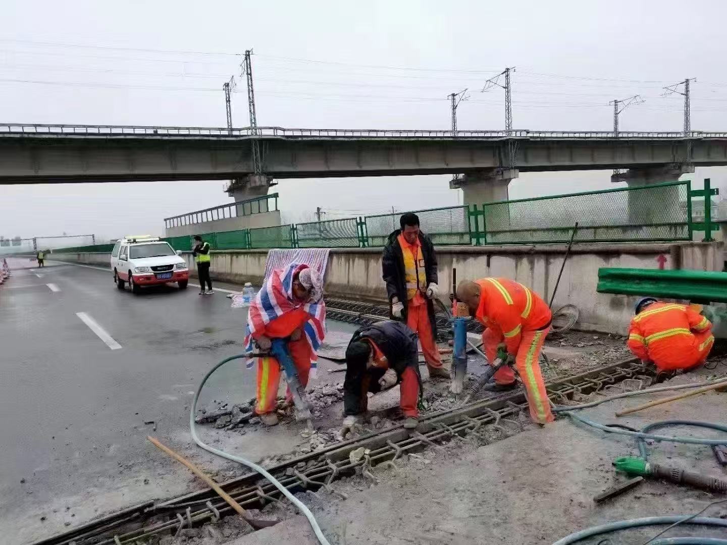 江宁桥梁伸缩缝抢修料